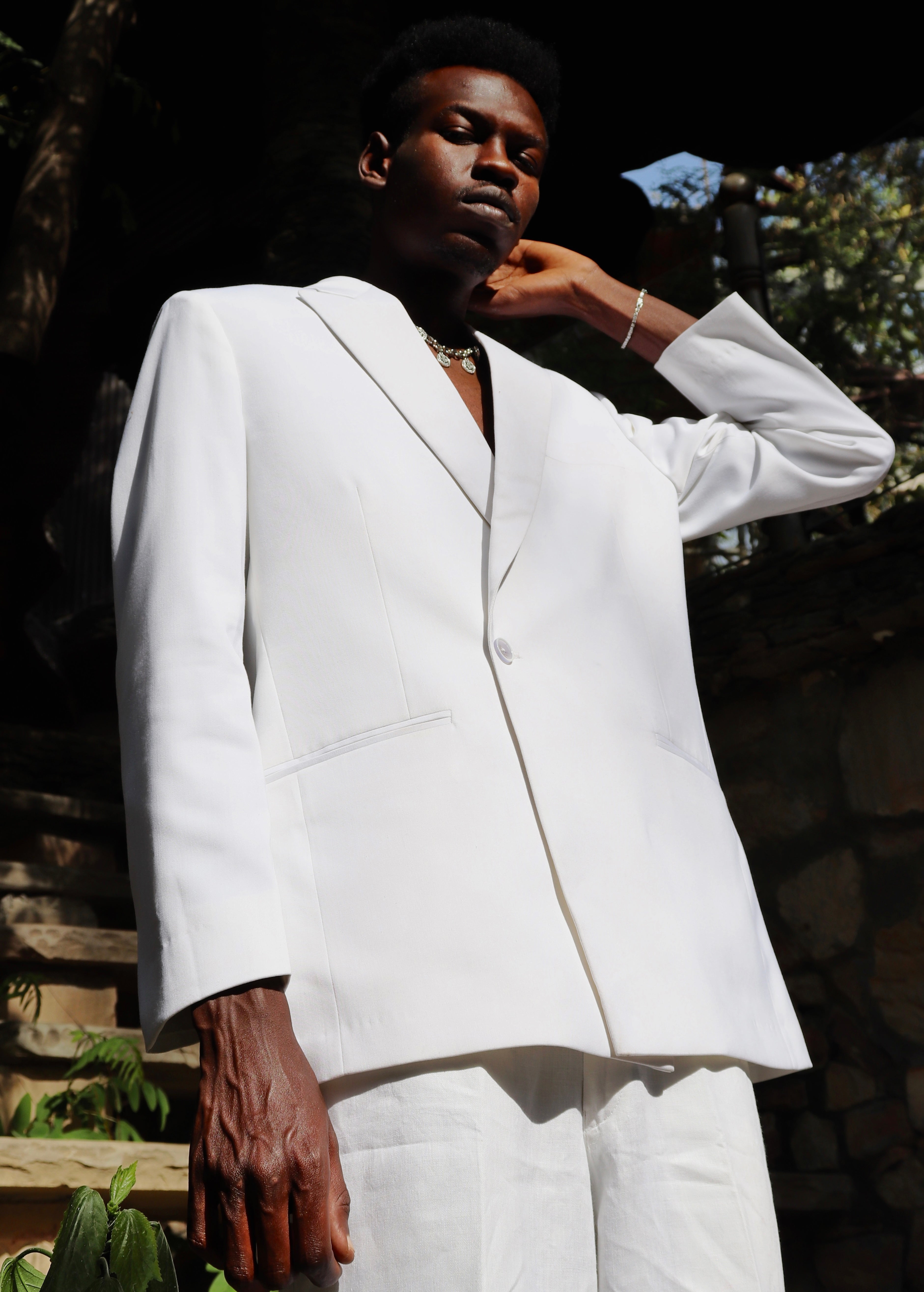 Saint suit