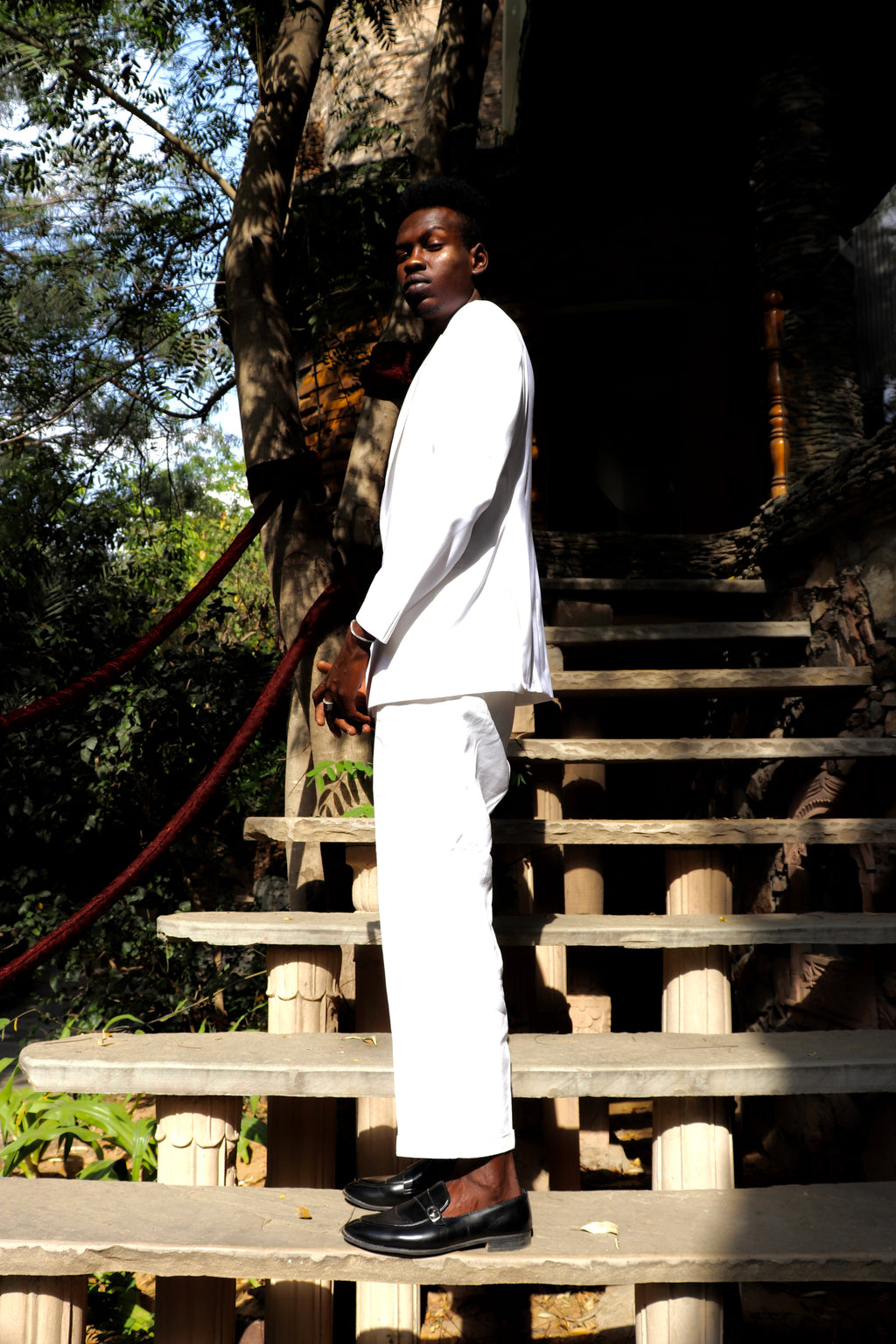 Saint suit