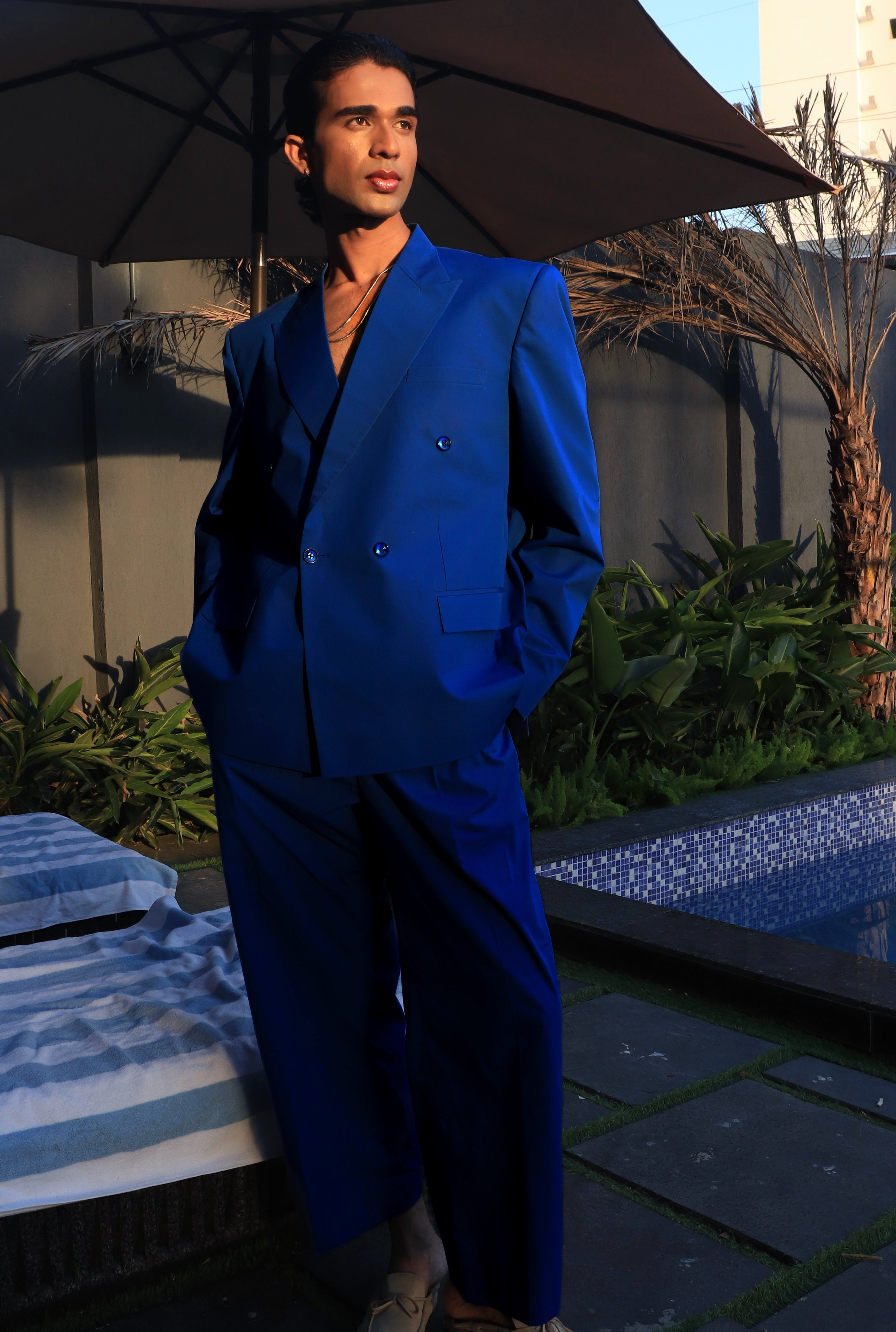 The cobalt oversized suit