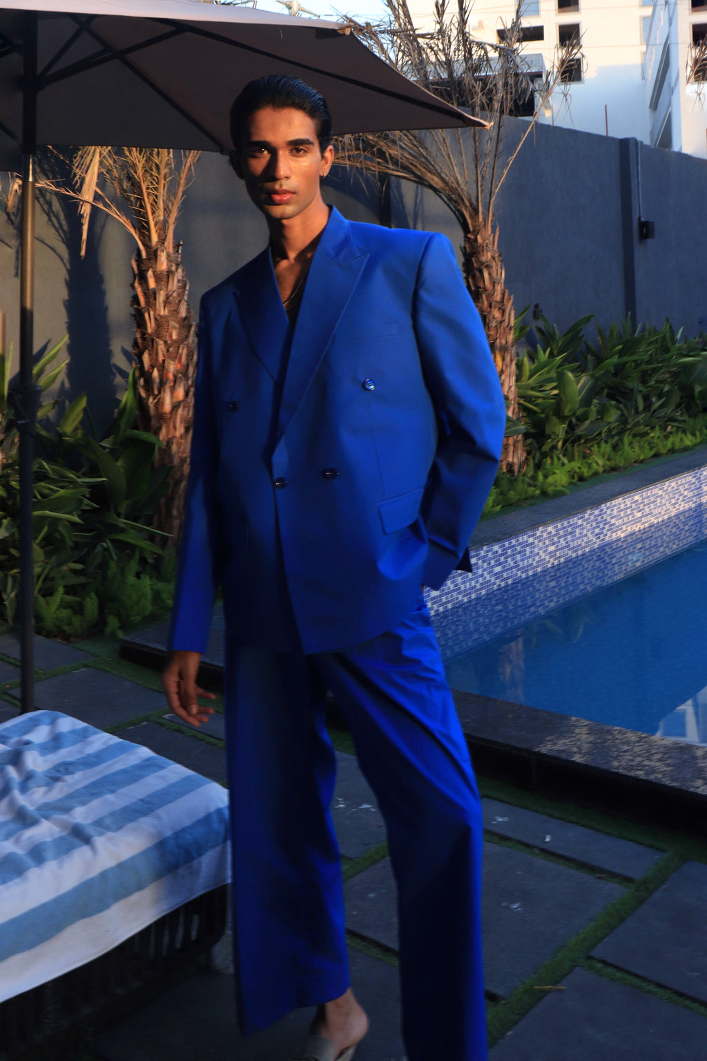 The cobalt oversized suit