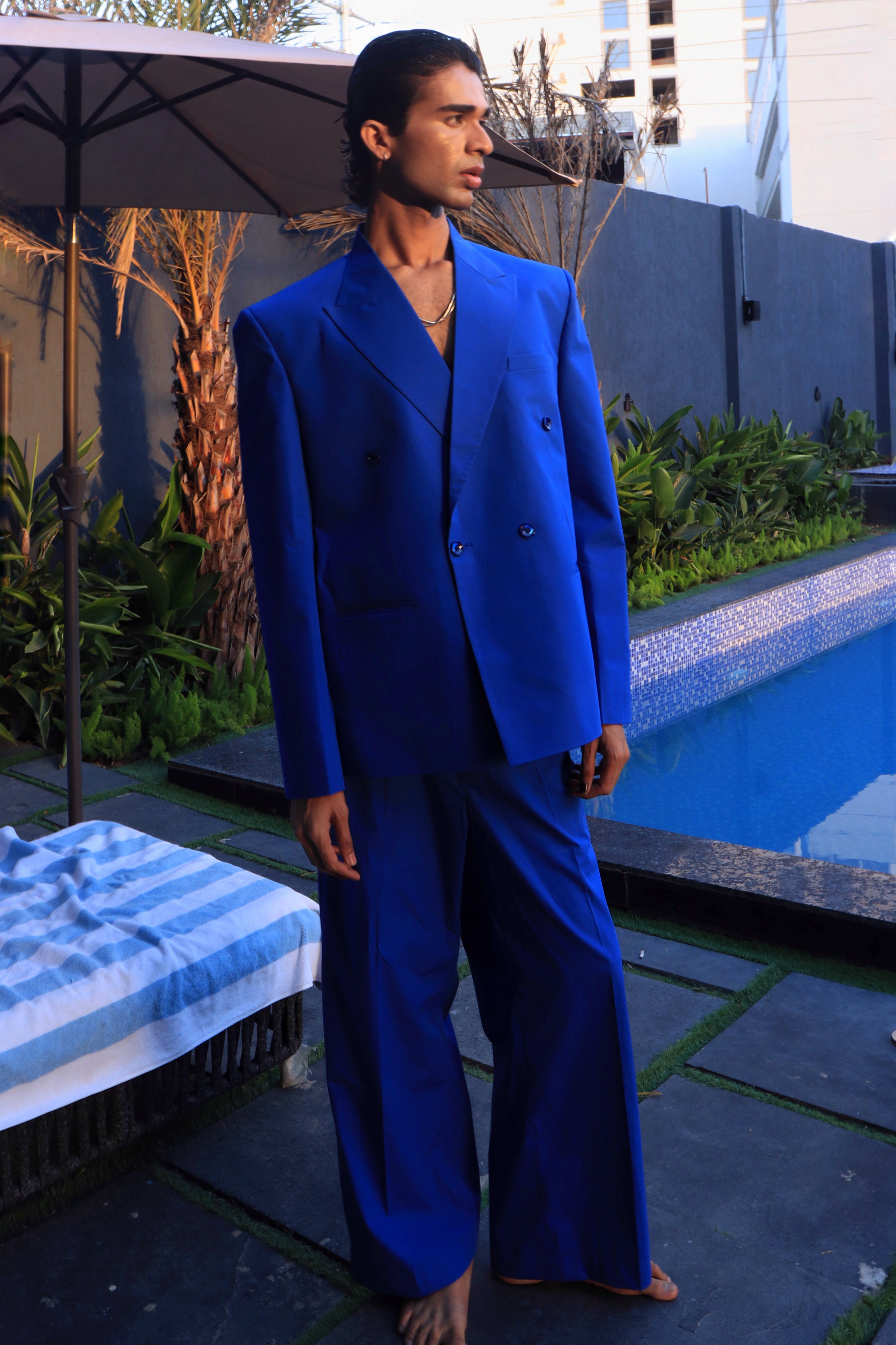 The cobalt oversized suit