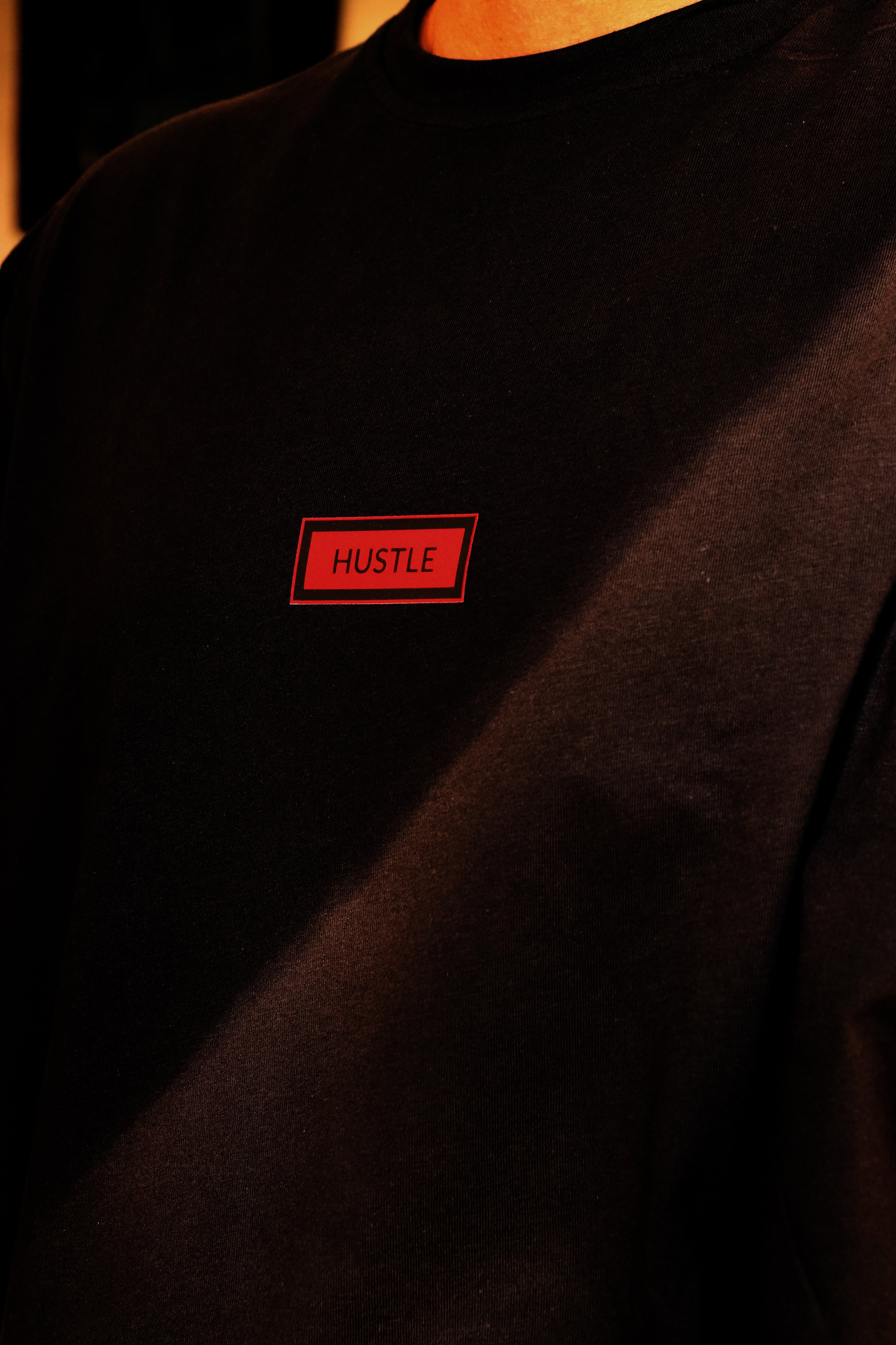 Hustle it T-shirt.